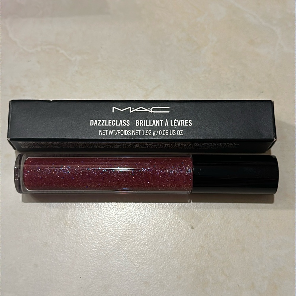 BNIB M.A.C Date Night Dazzleglass